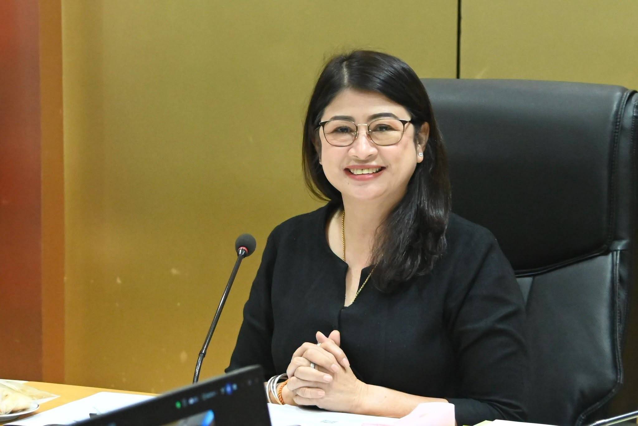 title - ผู้ตรวจราชการ ส.ป.ก. ร่วมประชุมคณะทำงานสรรหาปราชญ์เกษตรของแผ่นดินระดับเขต ประจำปี 2570 เขตตรวจราชการที่ 18 ผ่านระบบประชุมทางไกลออนไลน์ โดย Application Zoom Meeting